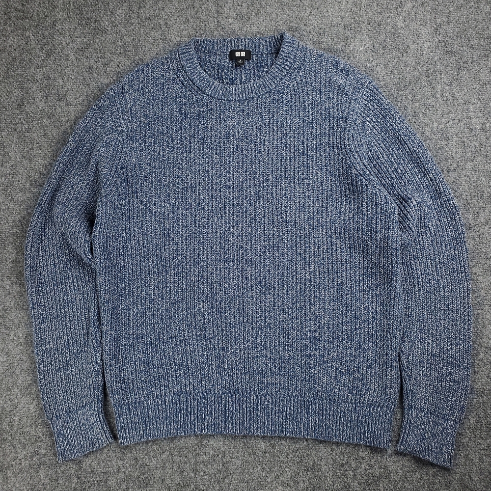 Uniqlo Men's Blue Crewneck Sweater